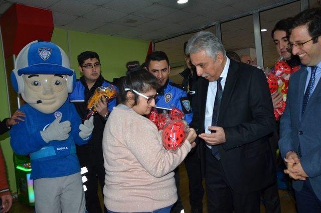 Hakkari’de ‘yalnız Değilsiniz’ Projesi