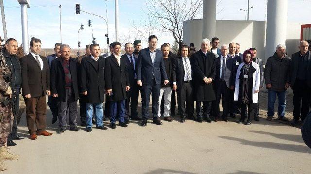 Kayyumdan Hastane Ve Okullara Ücretsiz Ulaşım Hizmeti