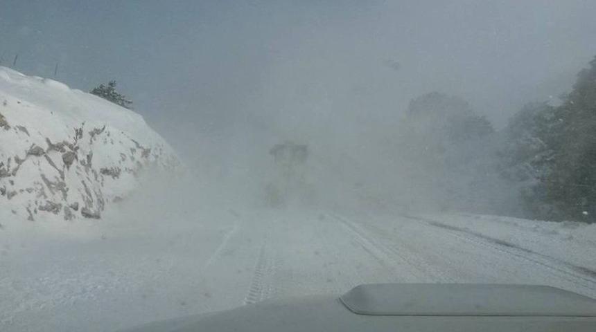 Sertavul Ge&ccedil;idi&rsquo;nde Zincirsiz Ara&ccedil;lara İzin Verilmiyor