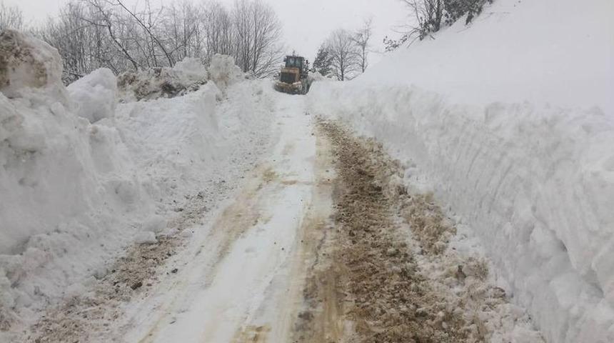 Ordu&rsquo;da Kar M&uuml;cadelesi S&uuml;r&uuml;yor