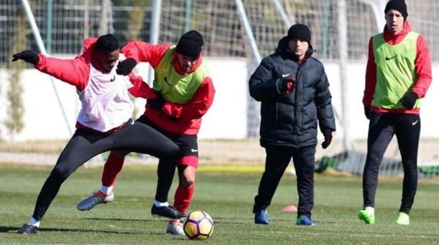Antalyaspor Taktik &Ccedil;alıştı