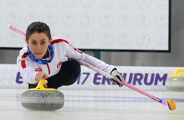 Curling Kızlarda Türkiye Grup Lideri