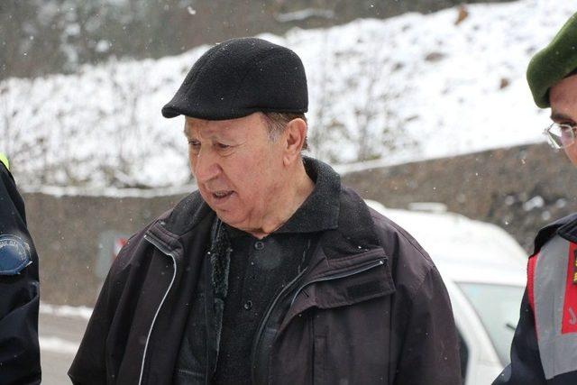 Aracıyla 10 Metreden Dereye U&ccedil;tu 1