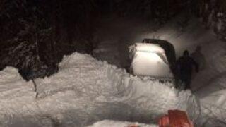 Karda Mahsur Kalan Aile 4 Saatte Kurtarıldı