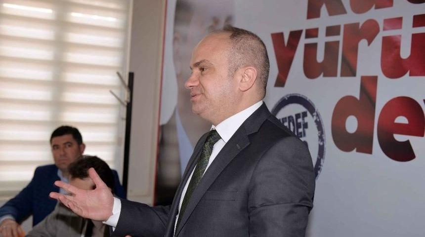 Berk Mersinli G&ouml;rdes&rsquo;te Partililerle Buluştu