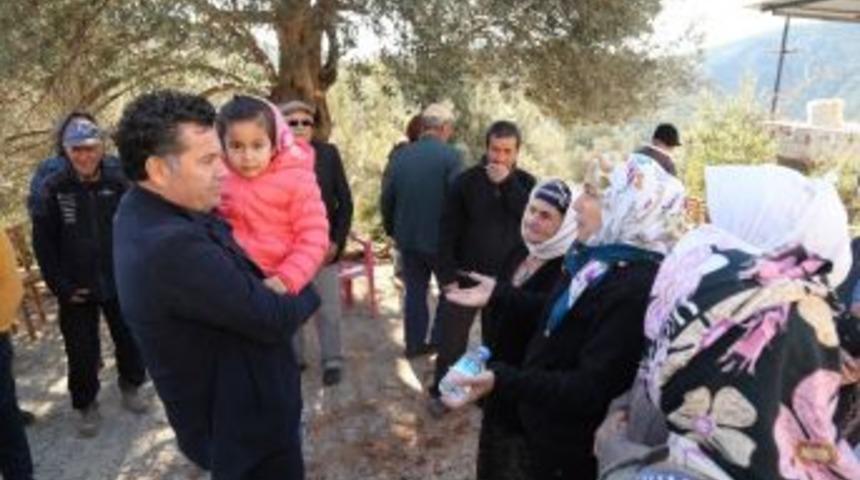 Başkan Kocadon, Karaova&rsquo;da Vatandaşla Buluştu