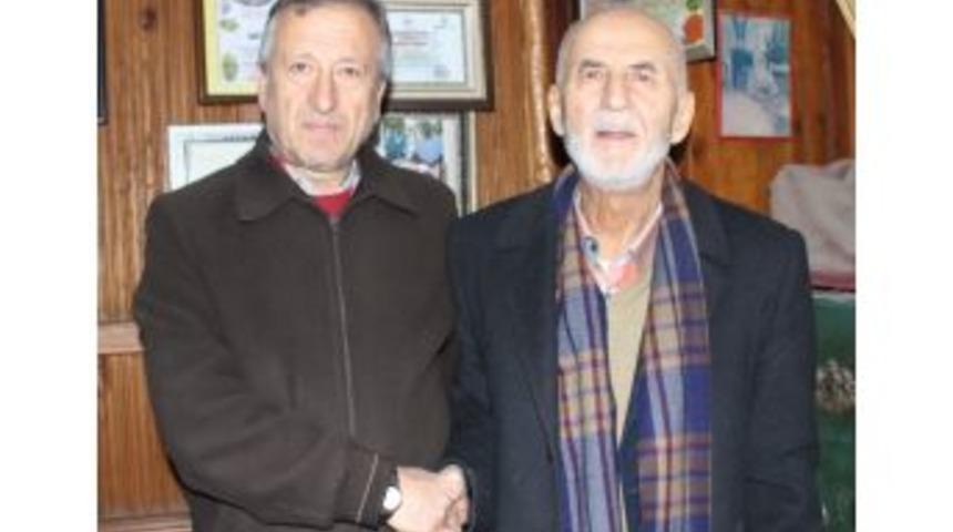 G&ouml;rele Şairler Ve Yazarlar Derneğinin Yeni Başkanı Nihat &Ouml;zt&uuml;rk Oldu