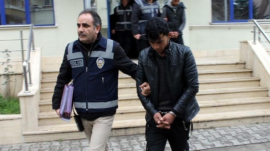 Dolandırıcılık Şebekesi &Ccedil;&ouml;kertildi