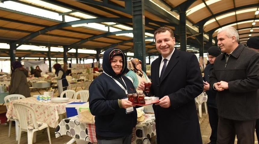 Başkan Yılmaz, Pazarcıyı Yalnız Bırakmıyor