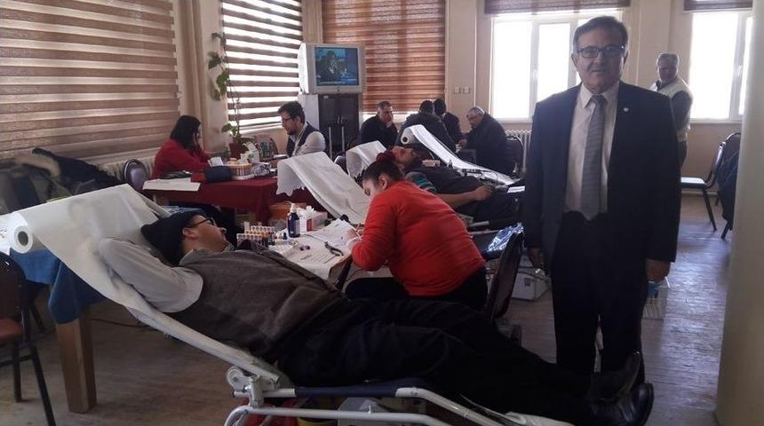 Pazarlar&rsquo;dan Kan Bağışına Tam Destek