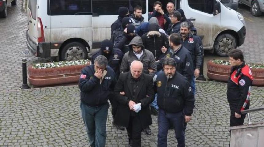 İneg&ouml;l&rsquo;De Ter&ouml;r &Ouml;rg&uuml;t&uuml; Pkk/kck Propagandasına 5 Tutuklama