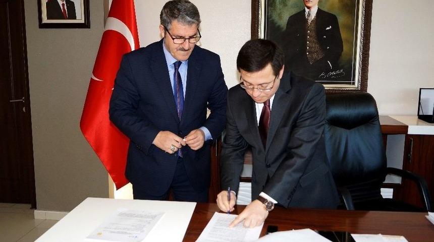 İn&ouml;n&uuml; &Uuml;niversitesi İle İşkur Arasında İşbirliği Protokol&uuml;