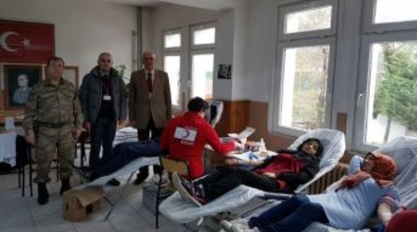 Yakakent Jandarmadan Kan Bağışı