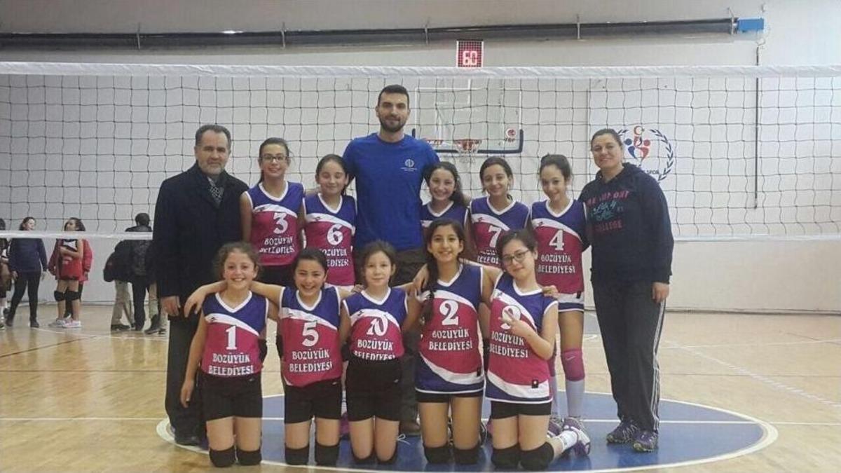 Boz&uuml;y&uuml;kl&uuml; Filenin Melekleri İl Şampiyonu Oldu
