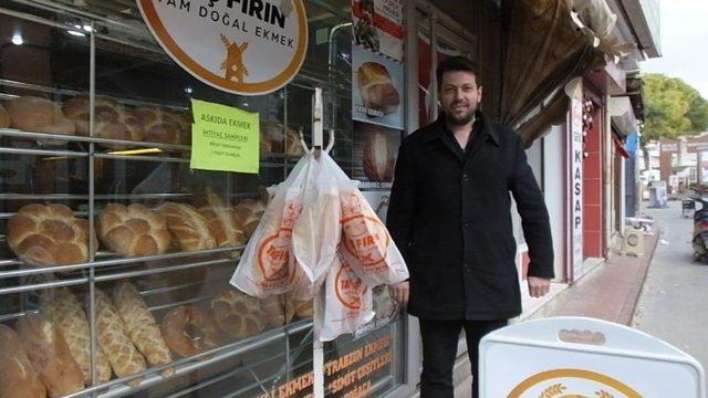 Burhaniye’de ’askıda Ekmek’ Yalnız Kaldı