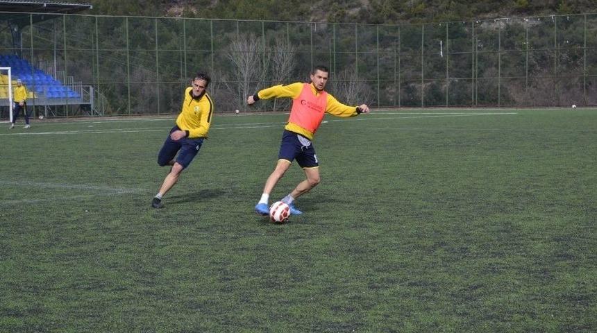 Kayserispor&rsquo;un Eski Futbolcusu Alaplı Belediyespor&rsquo;da