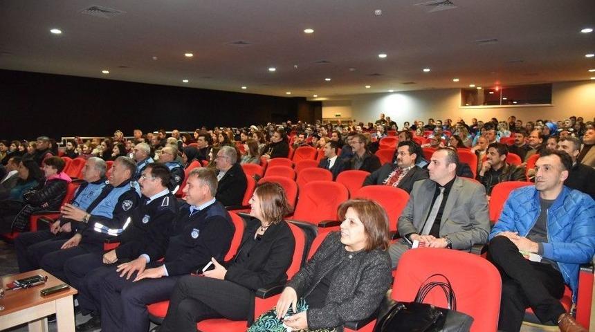 Alanya Belediyesi Personeline &ldquo;pozitif Yaşam Becerileri Ve Motivasyon&rdquo; Semineri