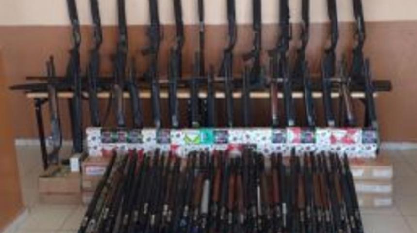 Şanlıurfa&rsquo;da &Ccedil;ok Sayıda Silah Ve M&uuml;himmat Ele Ge&ccedil;irildi