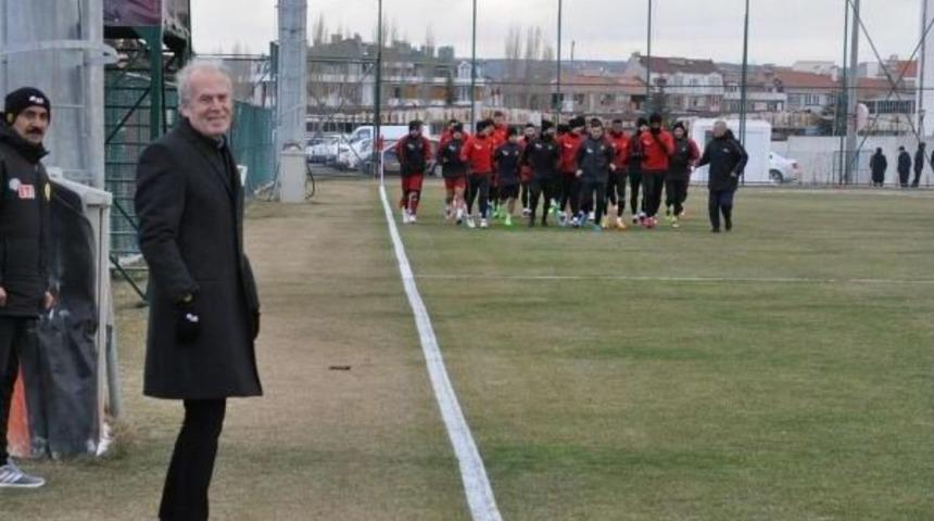 Mustafa Denizli'ye, Eskişehir'de Coşkulu Karşılama (2)