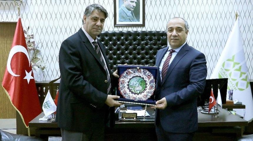 Muş Alparslan &Uuml;niversitesi Rekt&ouml;r&uuml;&rsquo;nden Kb&uuml; Rekt&ouml;r&uuml; Polat&rsquo;a Ziyaret