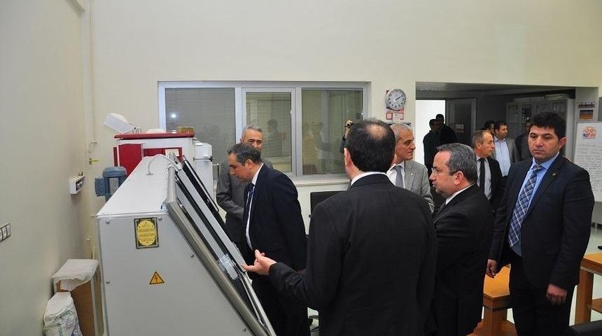 Karaman&rsquo;dan Rekt&ouml;r Alkan&rsquo;a Ziyaret