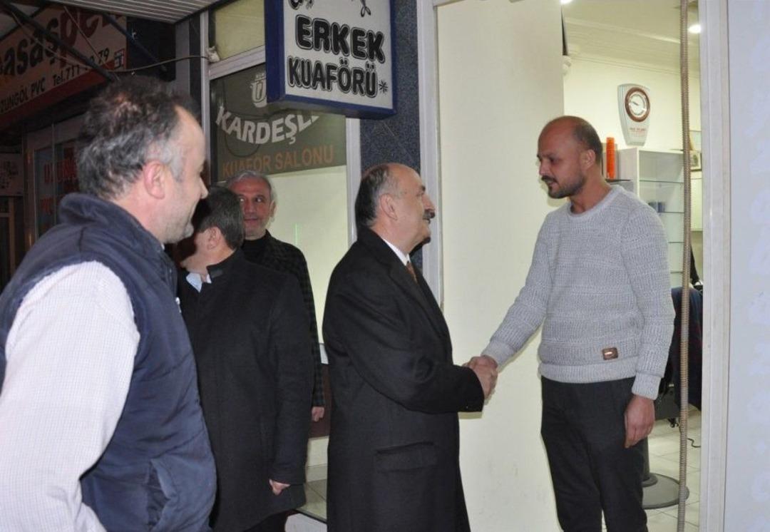 Dikkat Bakan &Ccedil;ıkabilir