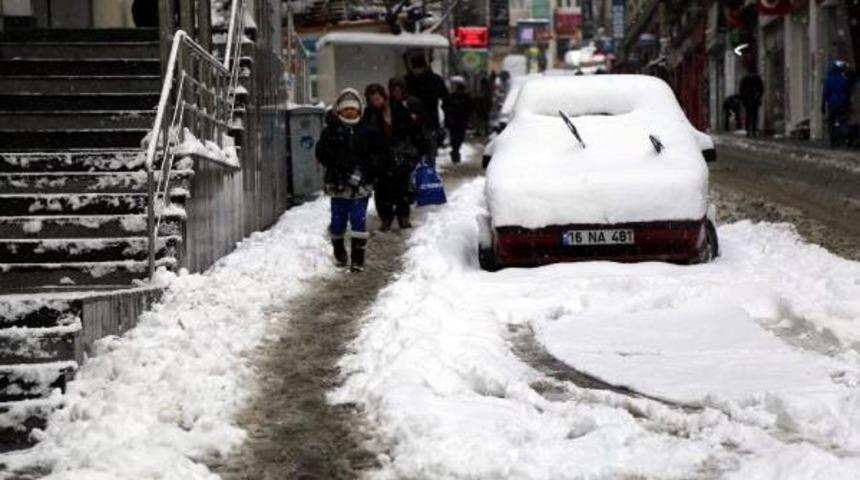 Artvin'de 147 Köy Yolu Kardan Kapandı