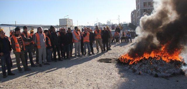 Adana Adliye Sarayı İnşaatında Çalışan İşçiler Eylemde