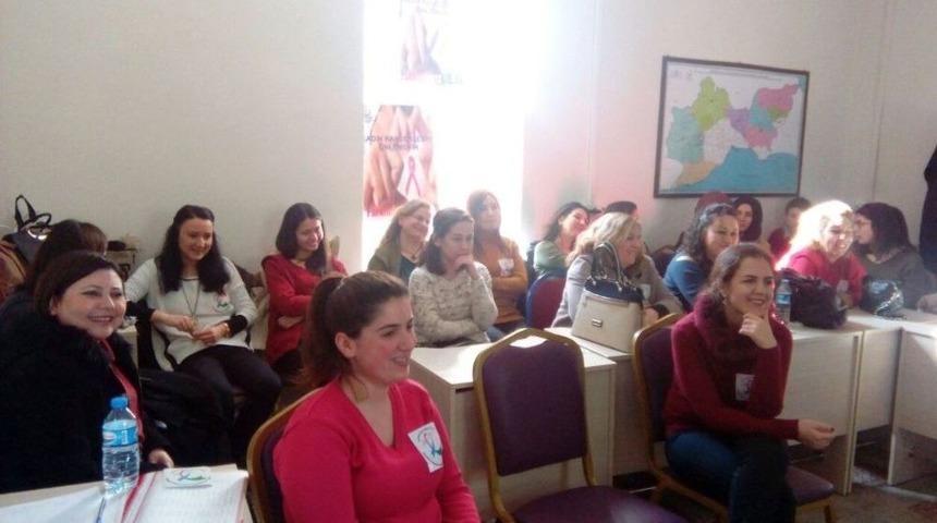 Ketem&rsquo;de &Ccedil;alışan Sağlık Personellerine İletişim Becerileri Eğitimi