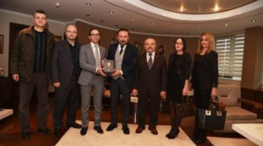 Başkan Doğan, Eğitim Bir-sen Kocaeli Başkanı Akıncı&rsquo;yı Ağırladı