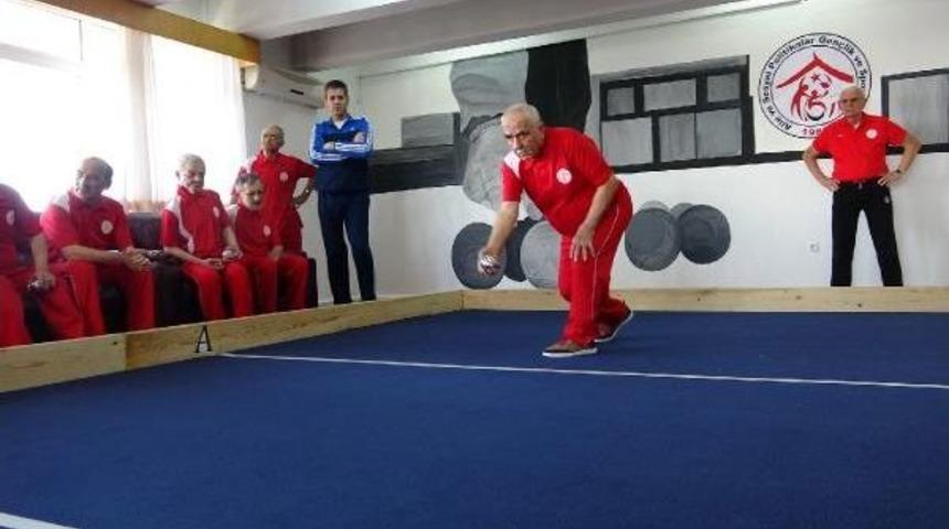 Huzurevlerinin 60 Yaş &Uuml;st&uuml; Sporcuları Boccia Şampiyonasına Hazırlanıyor