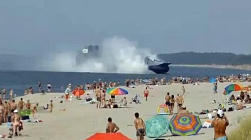 Hovercraft plaja b&ouml;yle daldı 