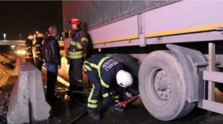 Balataları Yanan Tır Korkuttu