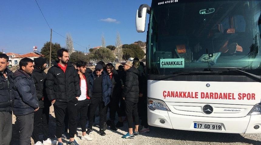 Dardanelspor Deprem B&ouml;lgesini Ziyaret Etti