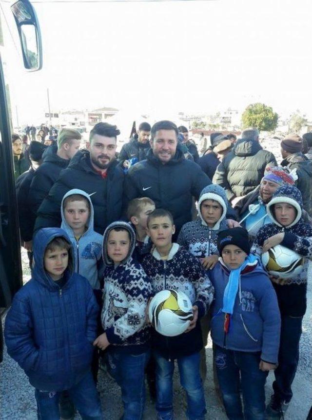 Dardanelspor Deprem B&ouml;lgesini Ziyaret Etti 1