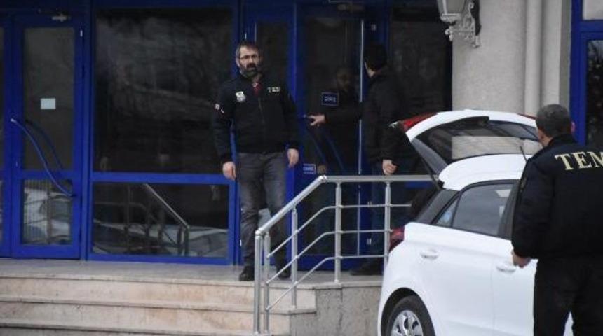 Sinop Devlet Hastanesi Başhekimi Fet&ouml;'den G&ouml;zaltında