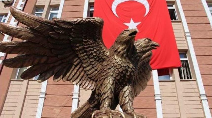 Sivas Emniyeti'ne Şehitler Anıtı