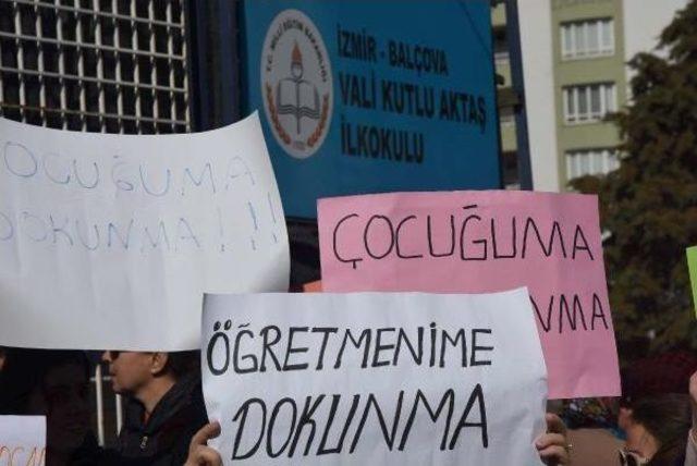 Veliler Öğretmenler Için Imza Topladı