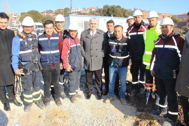 Uedaş Yetkilileri Deprem Bölgesini Ziyaret Etti 1
