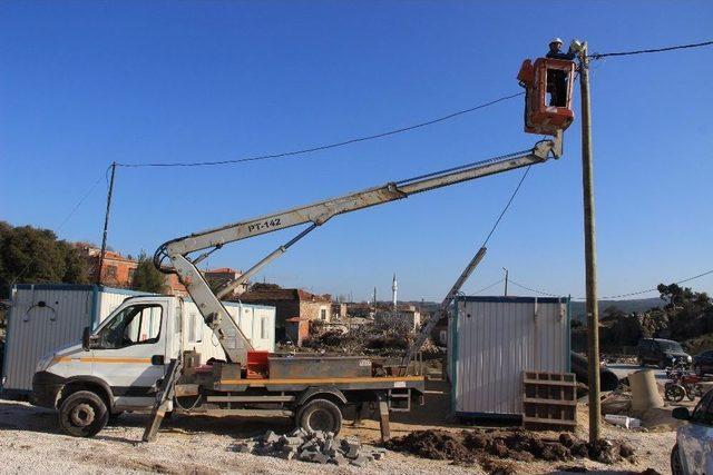 Uedaş Yetkilileri Deprem Bölgesini Ziyaret Etti 3