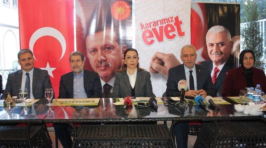 Ak Parti Genel Başkan Yardımcısı &Ouml;znur &Ccedil;alık: