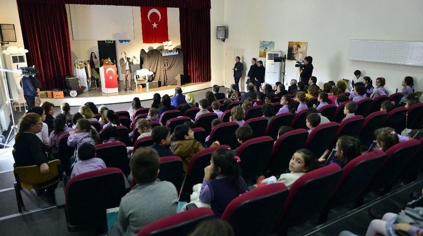 &lsquo;alo Tiyatro&rsquo; Yıldırım Sınırlarını Aştı