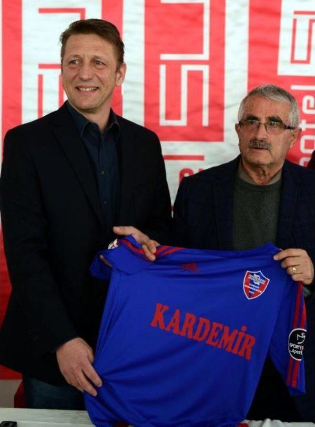 Kardemir Karabükspor Zoran Barisic'le Imzaladı