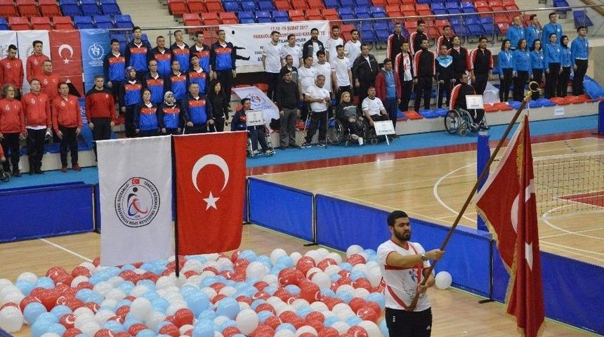 Oturarak Voleybol 1. Lig Ma&ccedil;ları Karab&uuml;k&rsquo;te Başladı