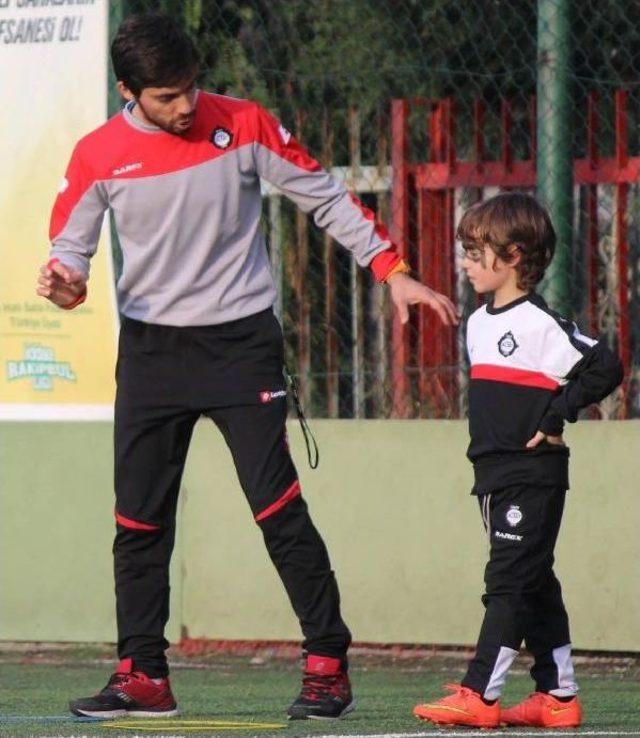 Altay Teknik Direktörü Biçer Oğlu Altay'ı Izledi