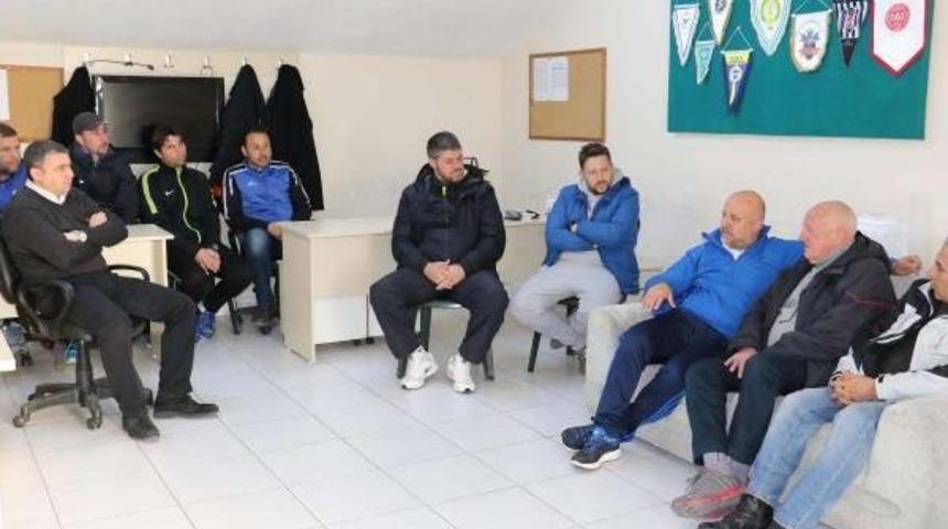 Manisa B&uuml;y&uuml;kşehir Belediyespor'da Altyapı Ziyareti
