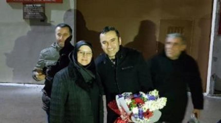 Hdp Milletvekili Ferhat Enc&uuml; Havalimanında G&ouml;zaltına Alındı