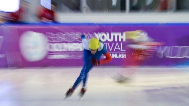 T&uuml;rkiye İkinci Madalyasını Aldı 1