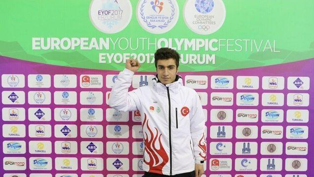 T&uuml;rkiye İkinci Madalyasını Aldı 2