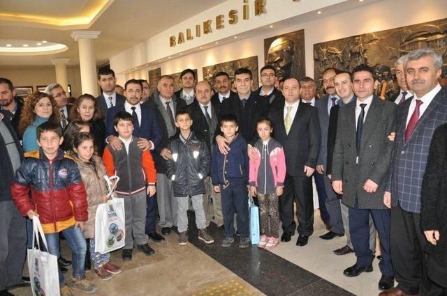 Demokrasinin Teminatı Gen&ccedil; Yetiştiriciler Sergisi A&ccedil;ıldı 1